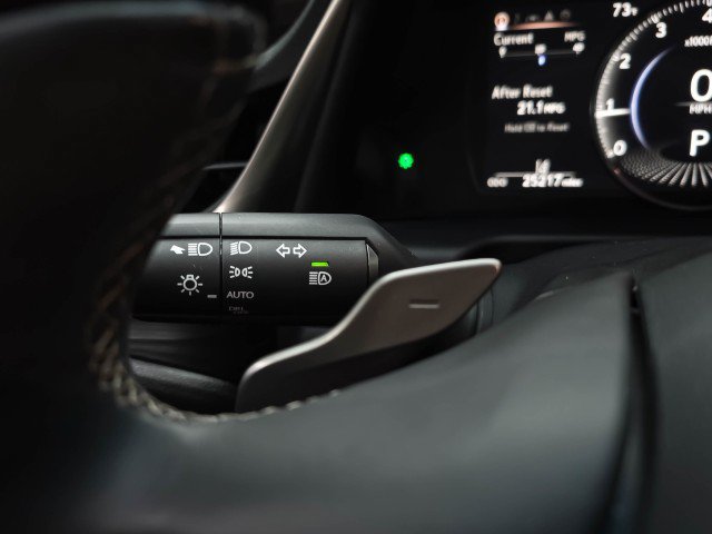 Used 2019 Lexus ES 350 w/ Premium Package FWD image 22
