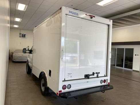 New 2026 Ford E-350 and Econoline 350 Super Duty w/ Power Equipment Group image 5