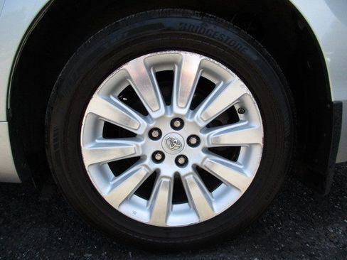 Used 2014 Toyota Sienna LE AWD/4WD image 11