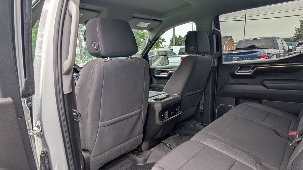 Used 2022 Chevrolet Silverado 1500 RST AWD/4WD image 14