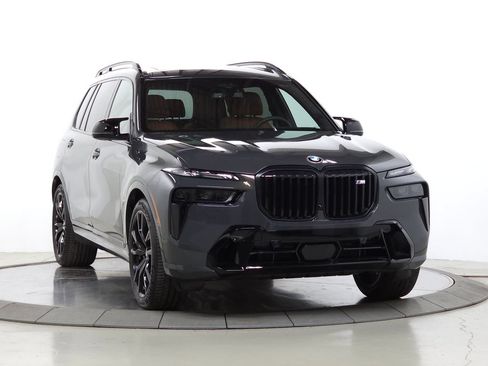 Used 2026 BMW X7 M60i AWD/4WD image 1