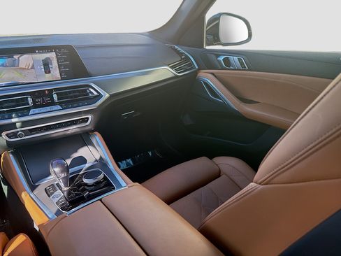 Used 2023 BMW X6 xDrive40i w/ Premium Package image 22