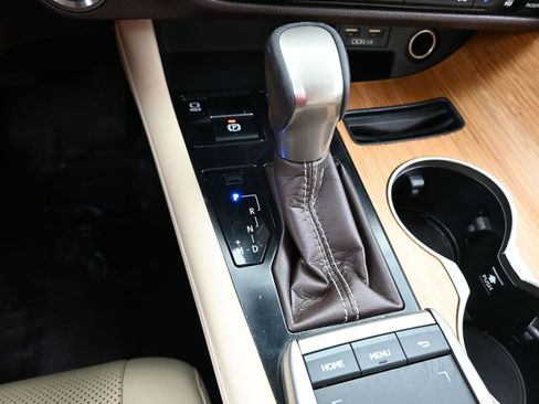 Used 2020 Lexus RX 350L FWD w/ Premium Package image 28