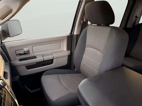 Used 2010 Dodge Ram 2500 Truck SLT w/ Luxury Group image 16