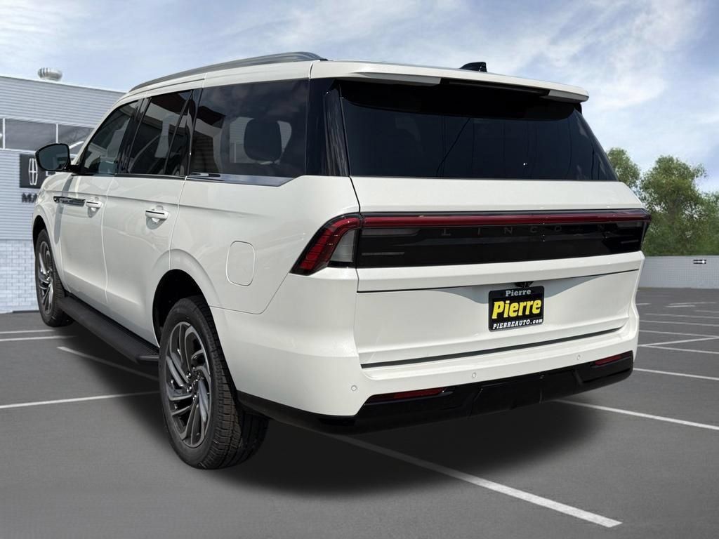 New 2027 Lincoln Navigator Premiere AWD/4WD image 8