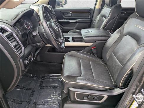 Used 2021 RAM 1500 Laramie AWD/4WD image 15