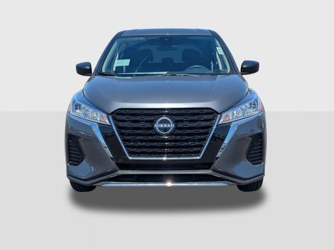 New 2025 Nissan Kicks Play S image 8