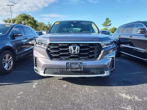 Used 2024 Honda Pilot EX-L image 10