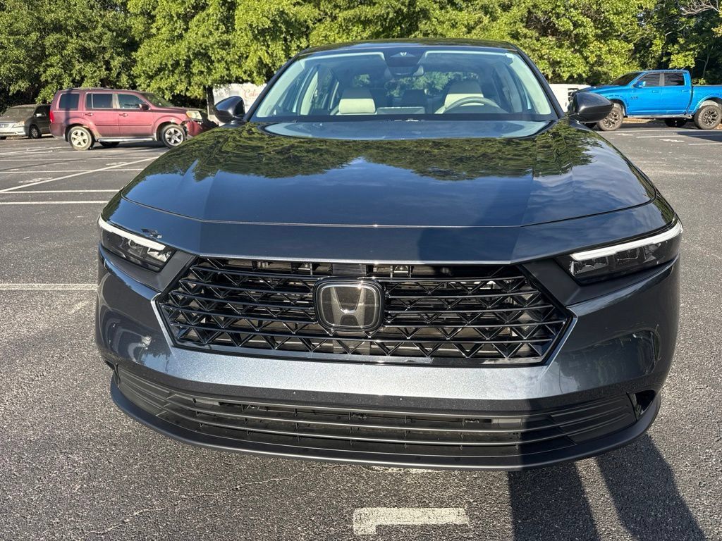 Used 2024 Honda Accord EX image 8