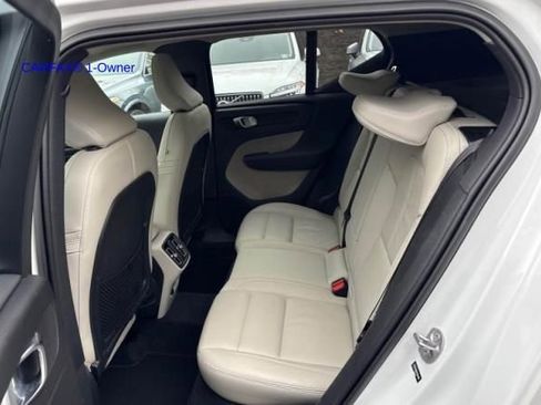 Used 2023 Volvo XC40 B5 Plus w/ Driver Assist Package image 7