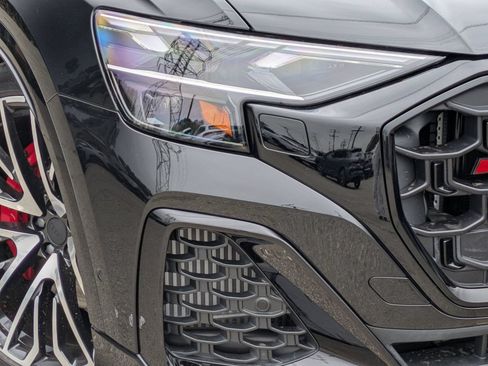 New 2026 Audi SQ8 Premium Plus AWD/4WD image 16