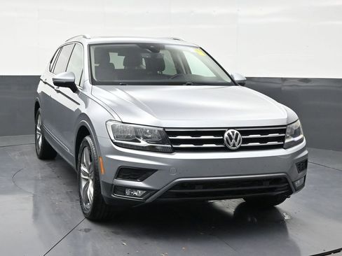 Used 2021 Volkswagen Tiguan SEL FWD image 7