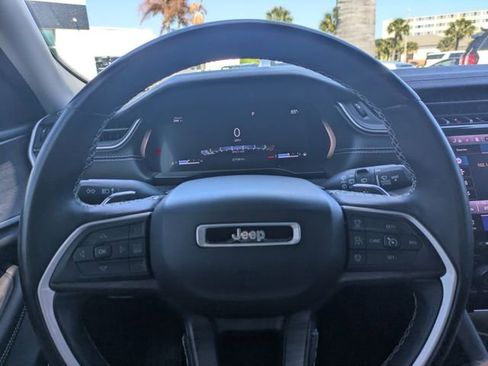 Used 2022 Jeep Grand Cherokee L Limited image 35