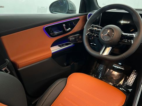 New 2026 Mercedes-Benz GLC 300 4MATIC image 11