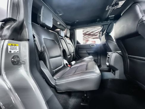 Used 2026 Ford Bronco Outer Banks w/ Sasquatch Package AWD/4WD image 31