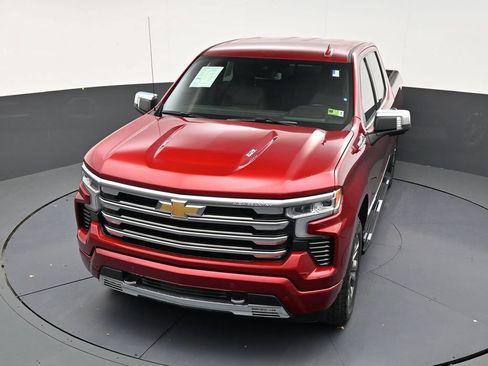 Used 2024 Chevrolet Silverado 1500 High Country w/ Z71 Off-Road Package AWD/4WD image 20