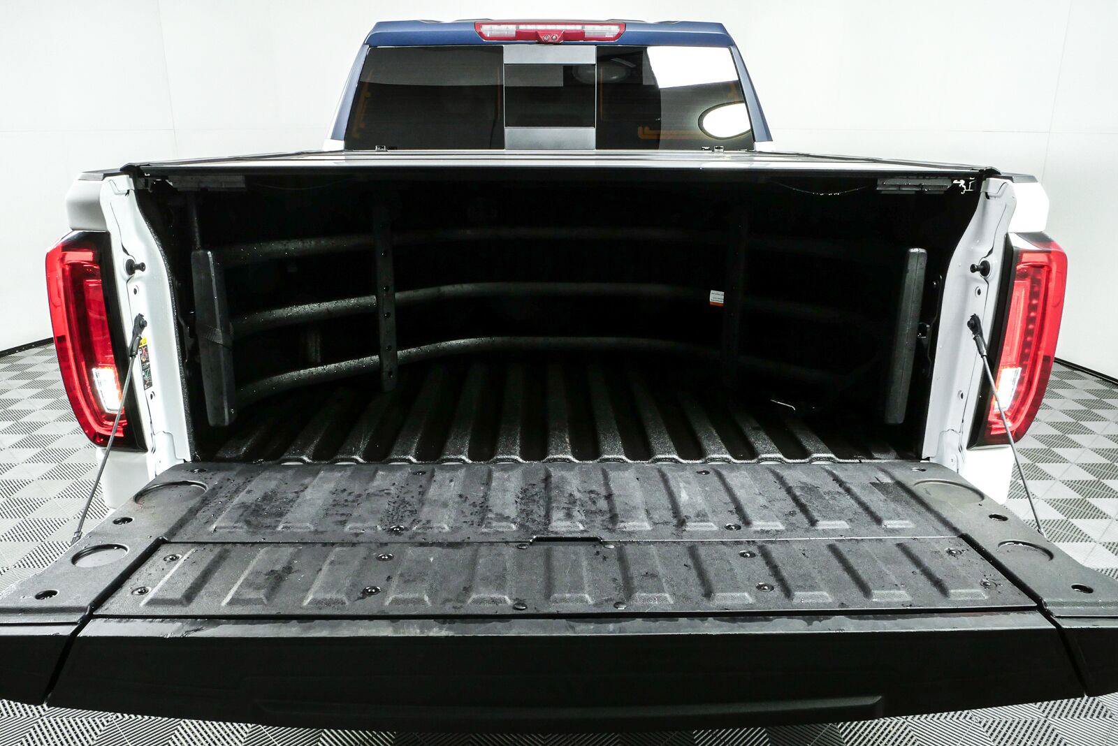 Used 2022 GMC Sierra 1500 AT4X AWD/4WD image 31
