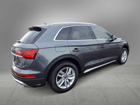 Certified 2023 Audi Q5 2.0T Premium w/ Convenience Package image 8