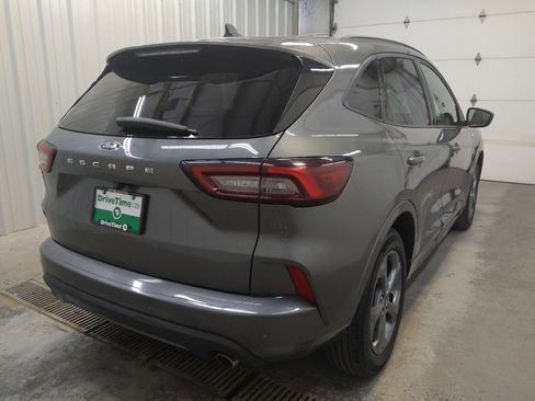 Used 2024 Ford Escape ST-Line w/ Tech Pack #1 FWD image 9