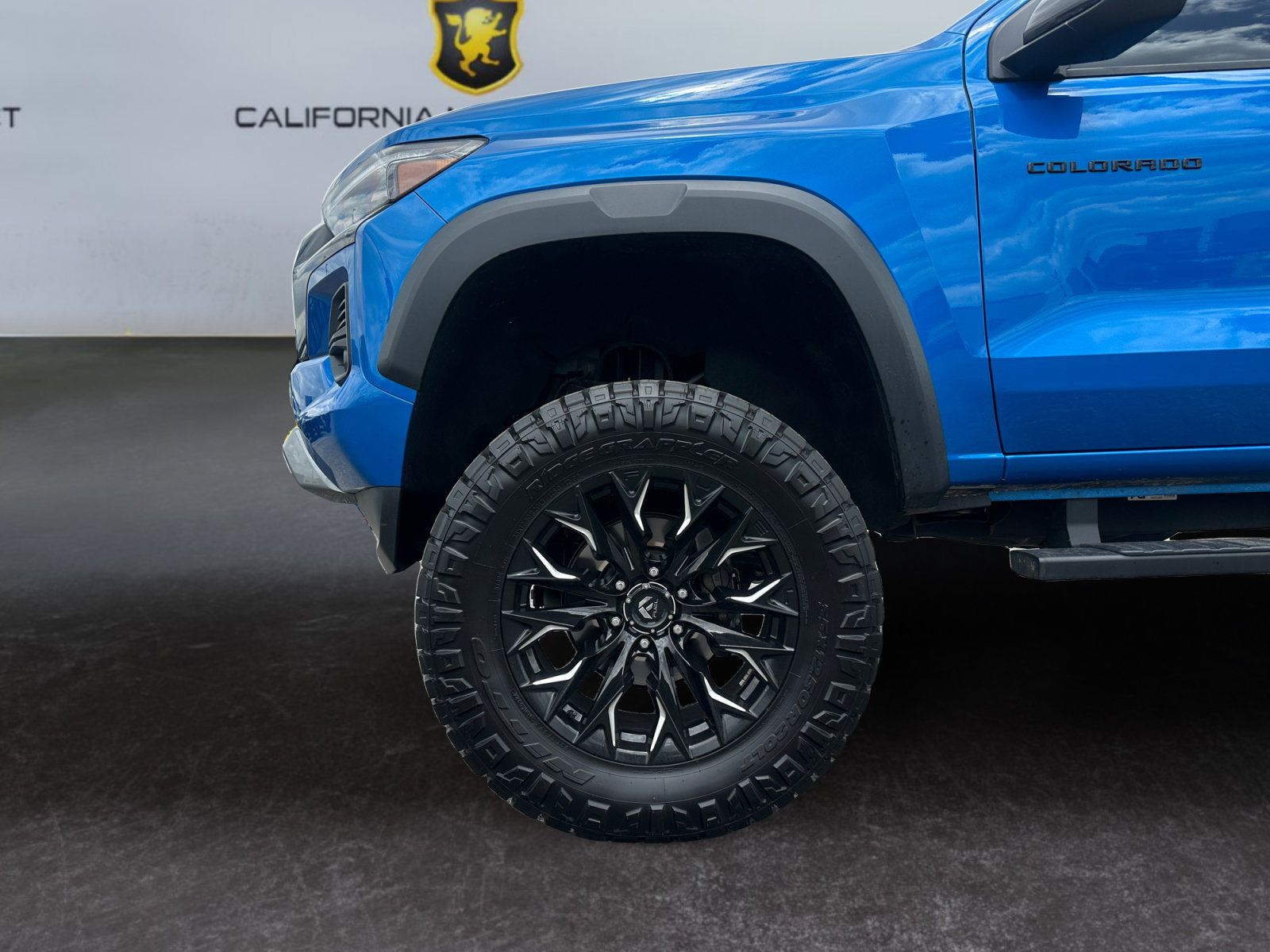 Used 2024 Chevrolet Colorado Z71 w/ Z71 Convenience Package 2 AWD/4WD image 14