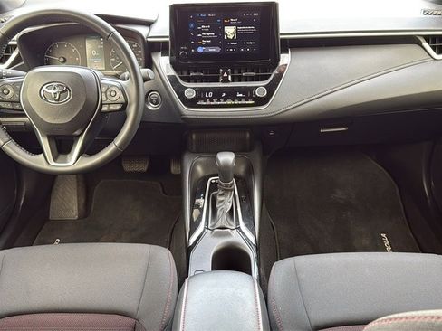 Used 2025 Toyota Corolla SE image 16
