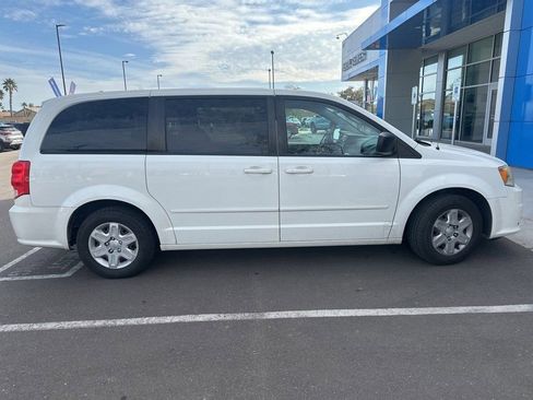 Used 2012 Dodge Grand Caravan SE image 5