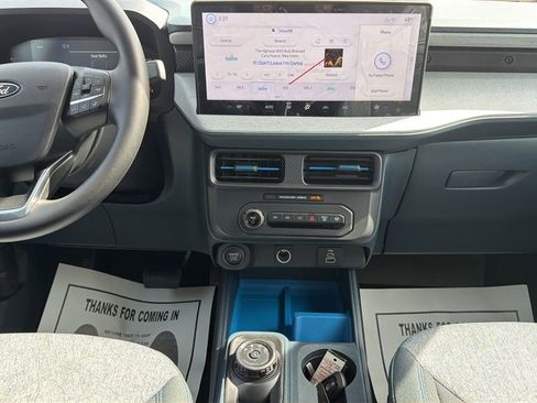 New 2026 Ford Maverick XLT AWD/4WD image 17