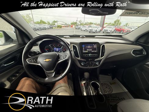 Used 2022 Chevrolet Equinox LT AWD/4WD image 15