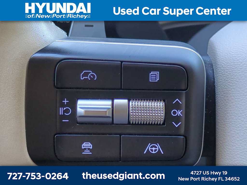 Used 2025 Hyundai Santa Fe SEL FWD image 29