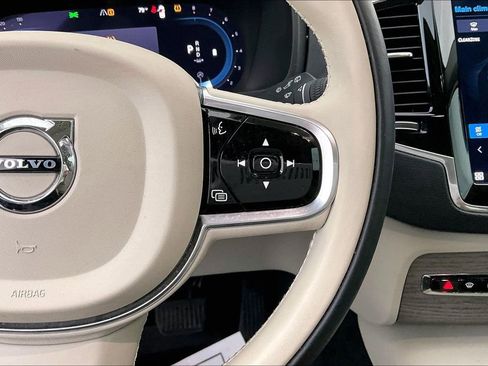 Used 2023 Volvo XC90 B6 Plus w/ Protection Package Premier image 28