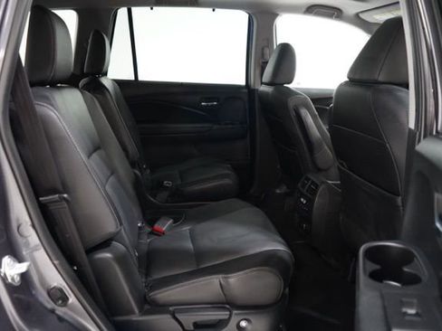 Used 2022 Honda Pilot Touring image 40