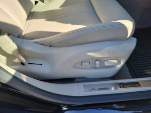 Used 2015 Cadillac SRX Luxury w/ Driver Awareness Package image 7