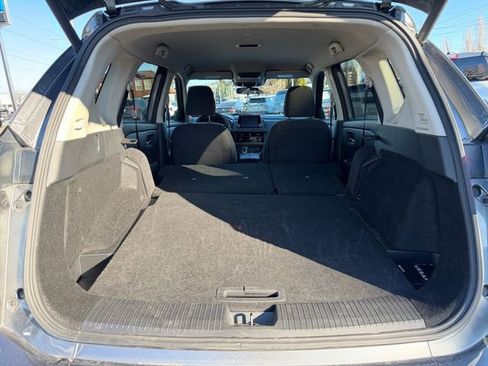 Used 2024 Nissan Rogue SV image 31