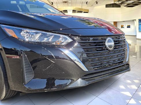 Certified 2024 Nissan Sentra SV image 2