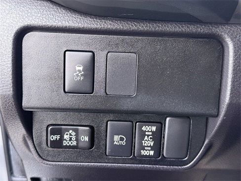 Used 2022 Toyota Tacoma TRD Off-Road image 24