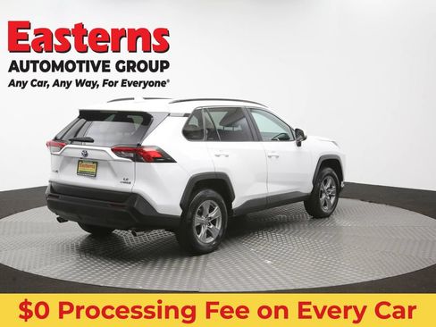 Used 2023 Toyota RAV4 LE AWD/4WD image 39