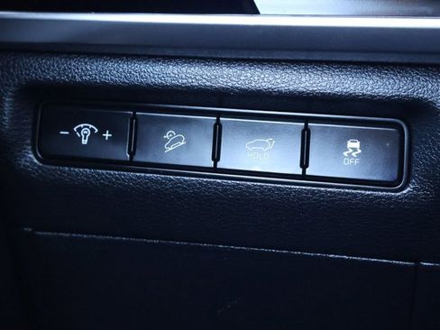 Used 2025 Kia Telluride S AWD/4WD image 16