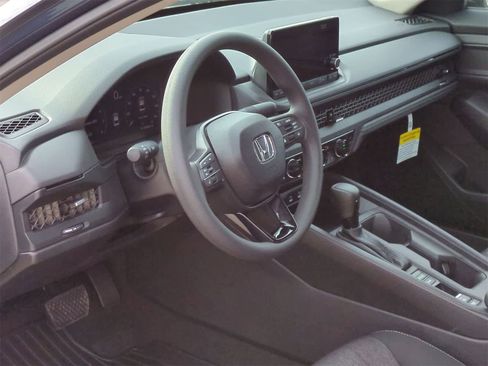 New 2025 Honda Accord SE image 10