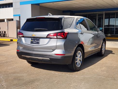 Used 2024 Chevrolet Equinox LT AWD/4WD image 6