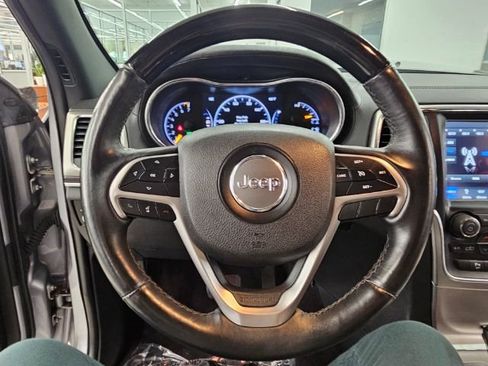 Used 2018 Jeep Grand Cherokee Overland image 10
