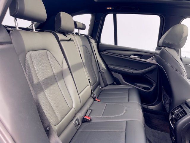 Used 2022 BMW X3 xDrive30i w/ M Sport Package AWD/4WD image 29