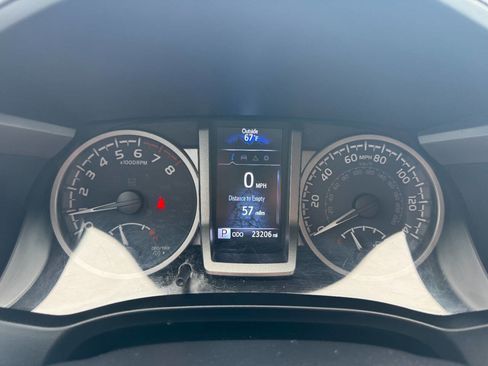 Used 2022 Toyota Tacoma SR5 image 36