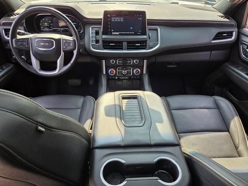 Used 2022 GMC Yukon SLT w/ SLT Premium Package AWD/4WD image 16