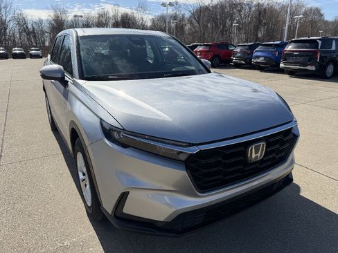 Used 2024 Honda CR-V LX image 2