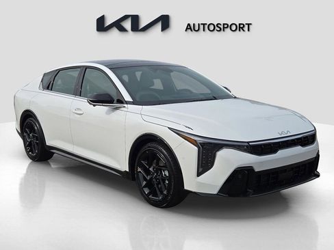 New 2025 Kia K4 GT-Line Turbo image 3