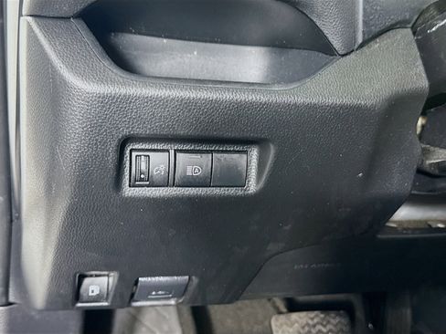 Certified 2022 Toyota RAV4 LE image 11