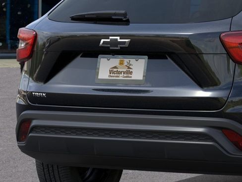 New 2026 Chevrolet Trax LS FWD image 14
