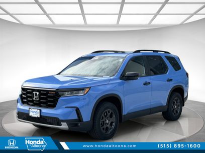 New 2025 Honda Pilot TrailSport