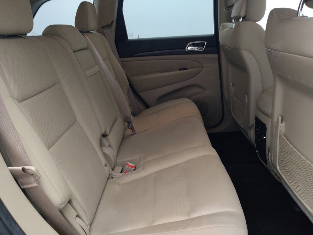 Used 2014 Jeep Grand Cherokee Laredo w/ Quick Order Package 23E RWD image 19