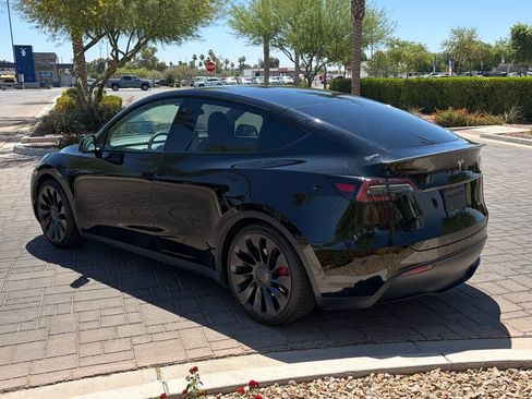Used 2023 Tesla Model Y Performance AWD/4WD image 4